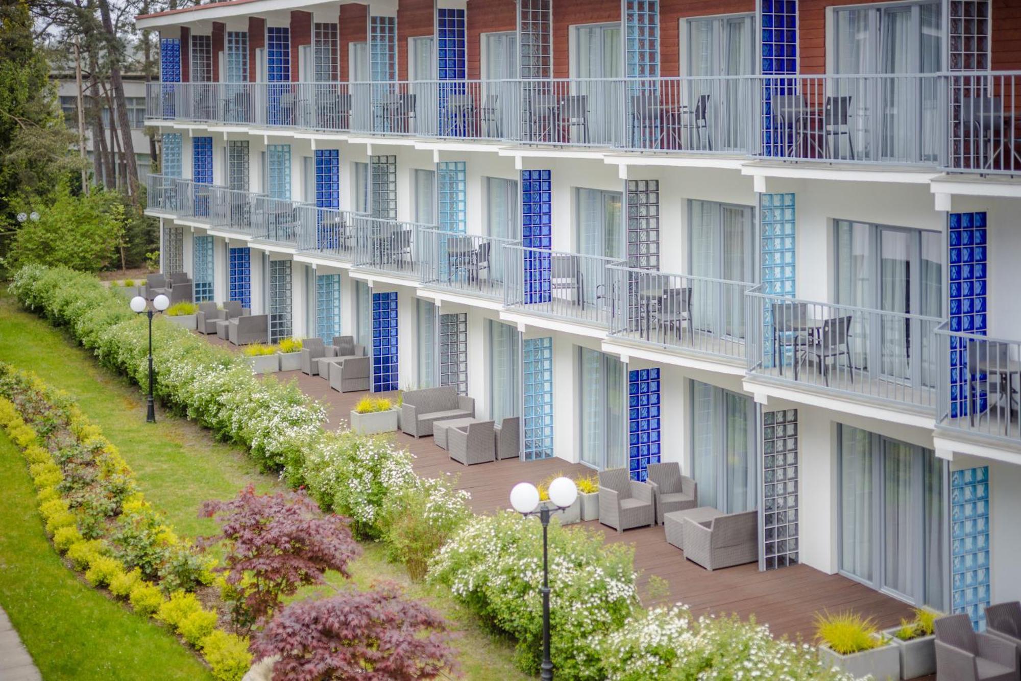 Waterside Resort Darlowko Exterior photo